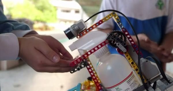alcool gel coronavirus robo